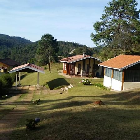 Um Lugar Para Curtir, Descansar E Amar! Campos do Jordão Esterno foto